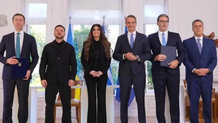 The agreement DEPA - Naftogaz, witnessed by Greek Prime Minister Kyriakos Mitsotakis, Ukrainian President Volodymyr Zelenskyy, and US Ambassador to Greece, Kimberly Guilfoyle